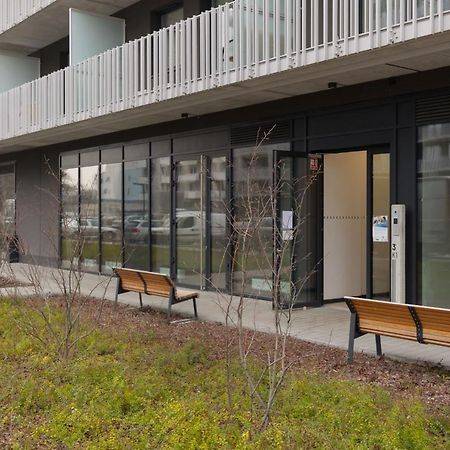 Wola Spacious Flat With Air Conditioning & Balcony By Noclegi Renters Warschau Buitenkant foto